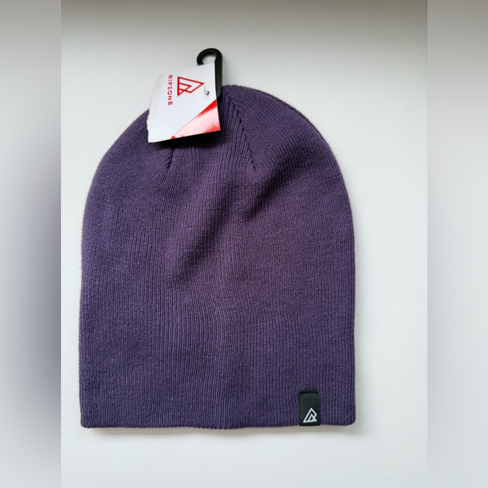 BNWT Ripzone Men's Logan 2.0 Beanie Toque in Purple Plumeria One Size